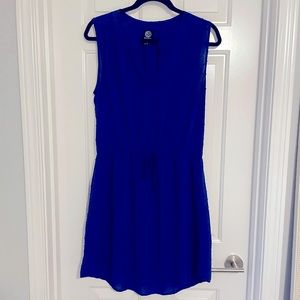 Bobeau Blue Textured Dot Tie Waist Dress